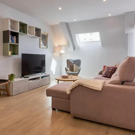 Nuevo En El Centro De - Edificio Rvm * Leon